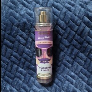 Winterberry Wonder DISCONTINUED Mist From Bath & Body Works! New!